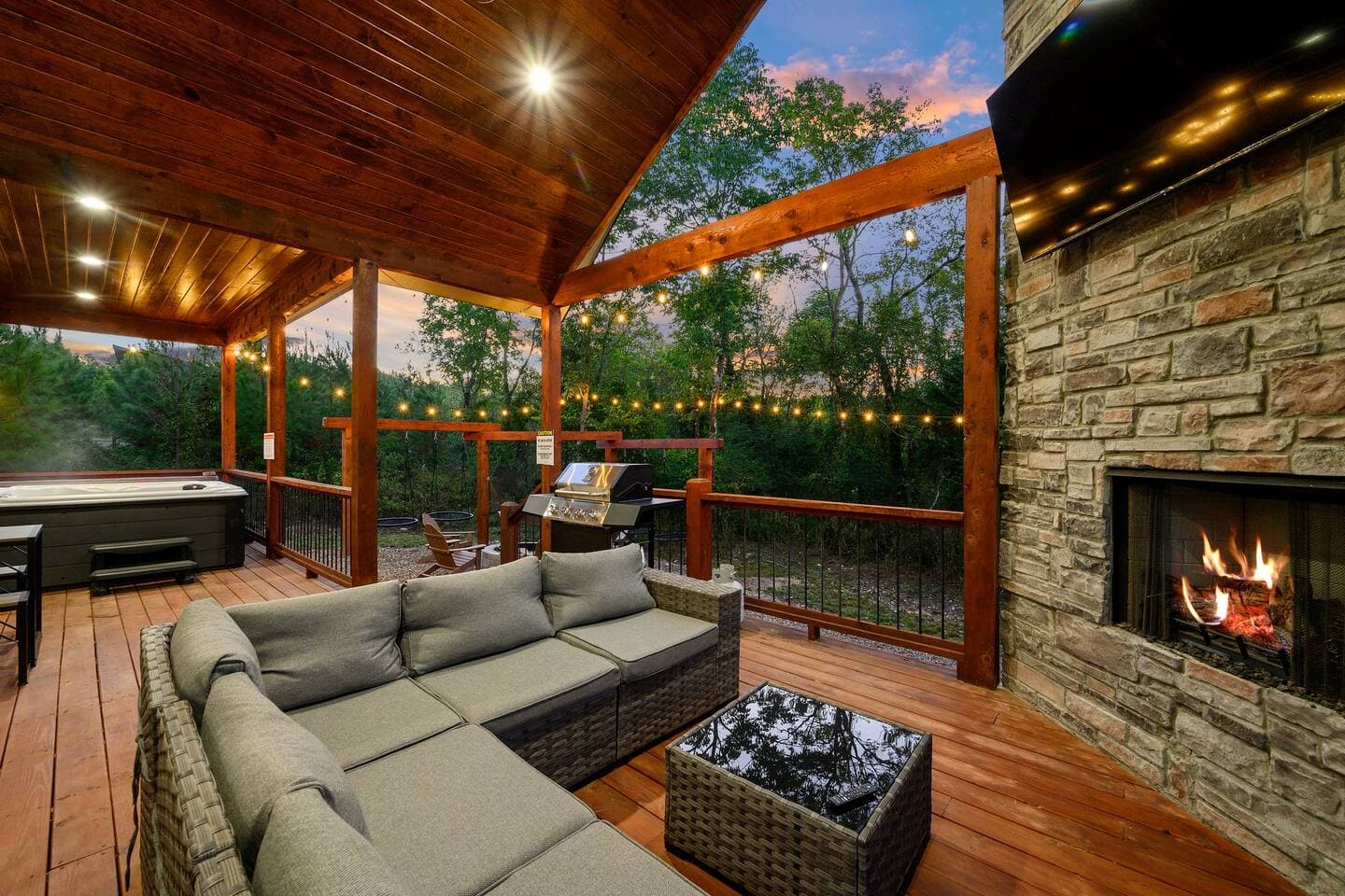 Under the Stars: Secluded, Hot Tub, Firepit, Pets - Image 2