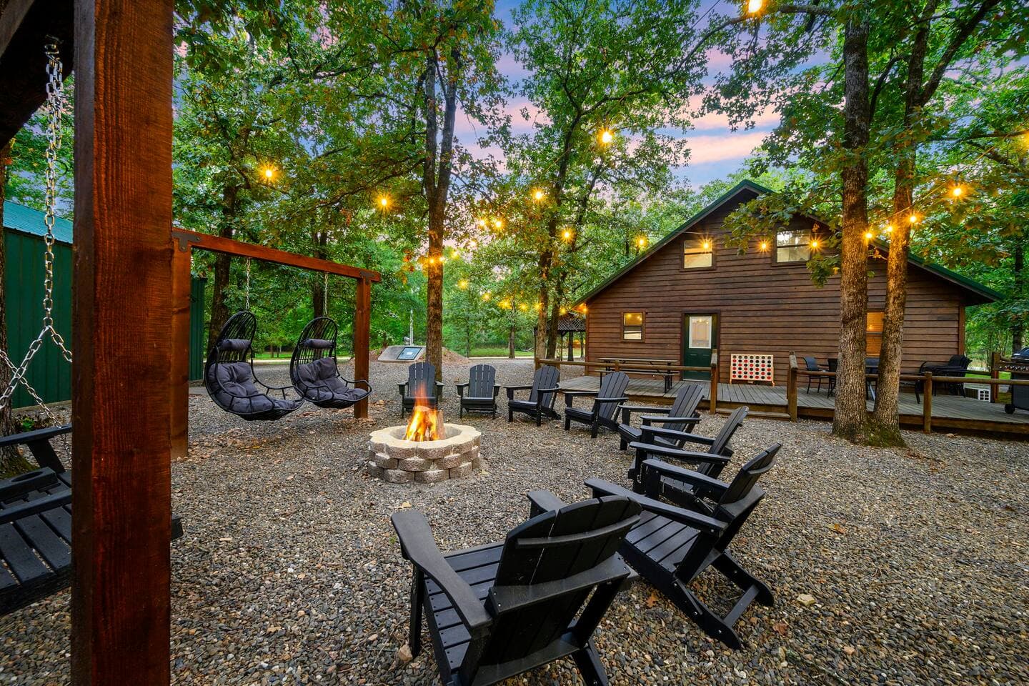 Secluded, Hot Tub, Game Room, Pets, Firepit - Holiday Home - Image 1